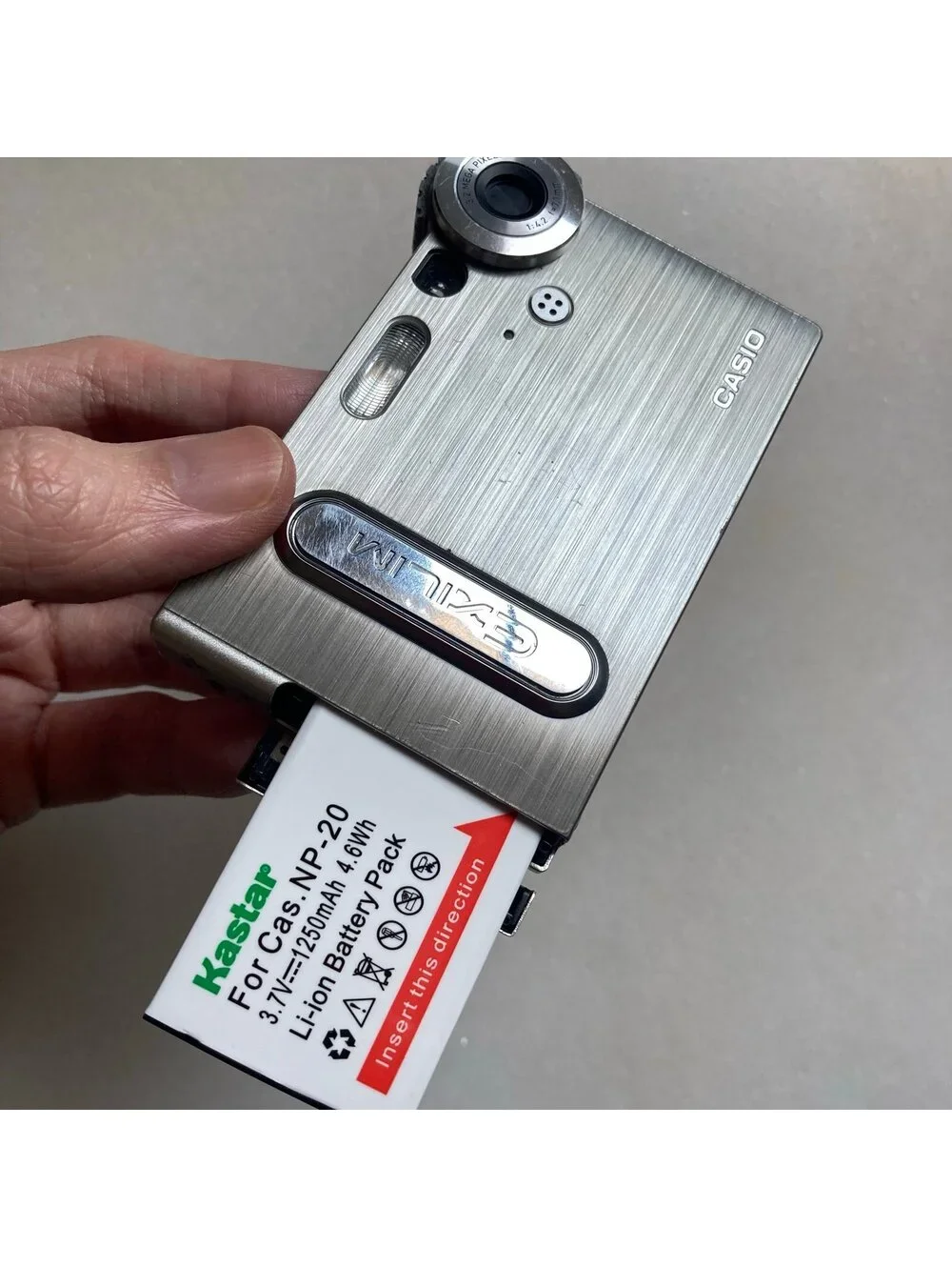 Casio Exilim EX-S3 Slim Digital Toy Camera Compact Point and Shoot Tested